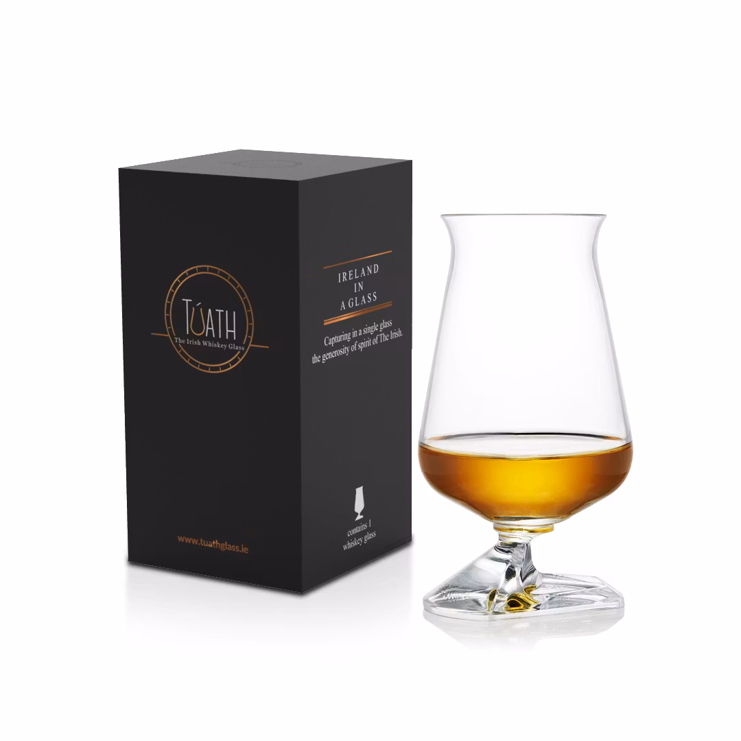 The Túath irländskt whiskeyglas