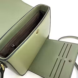 Beatrice axelremsväska