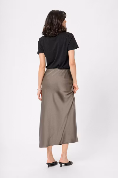 Lotte Kjol