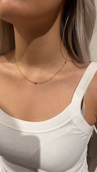Sarah halsband