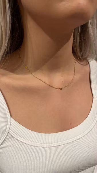 Sarah halsband
