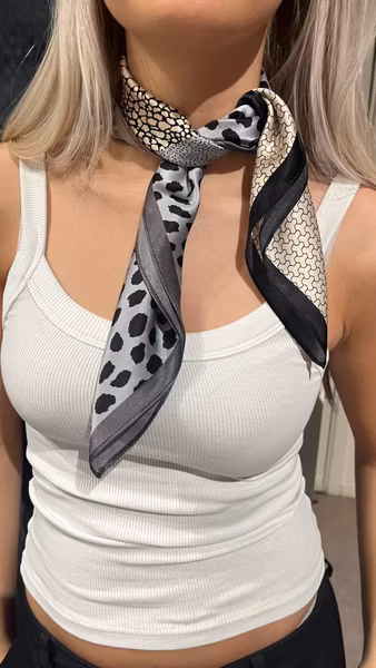Viva scarf