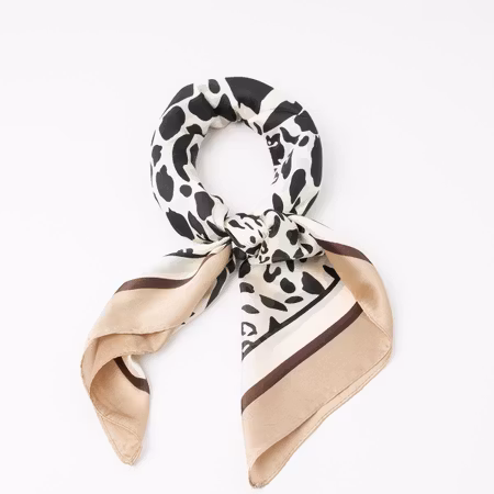Leo brun scarf