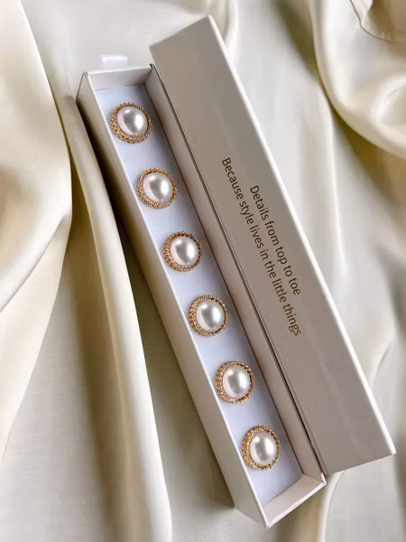 Linnea Botton charms