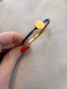 Dusty blue Gold Cuff Bracelet – Button Base, armband