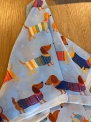 Heidi scarf med taxar, blå kant