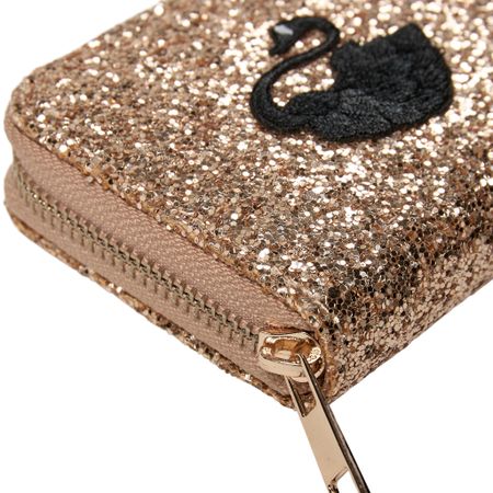 Sofie Schnoor - Zoesk Wallet