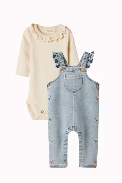 Lil'Atelier - Set Denim Flower hängselbyxa & body - Turtledove