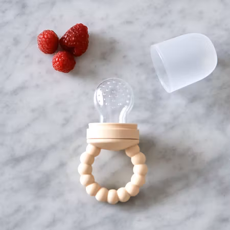 Jack o Juno - Bubble Fruit Feeder - Milk
