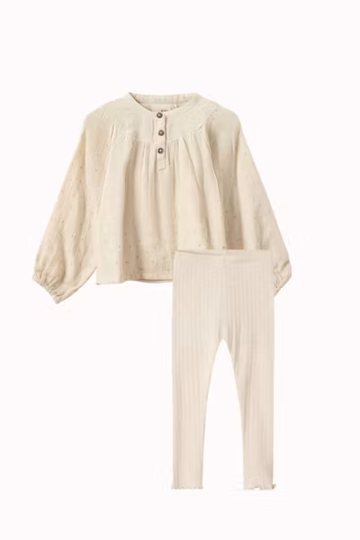Matchat Set - Sofie Schnoor Delvask Shirt & Name it XSL Leggings Peyote Melange
