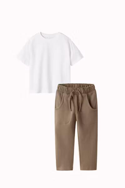 Matchat Set - Name it Regular T-shirt Bright White & Lil'Atelier HAB Byxa  Sepia Tint