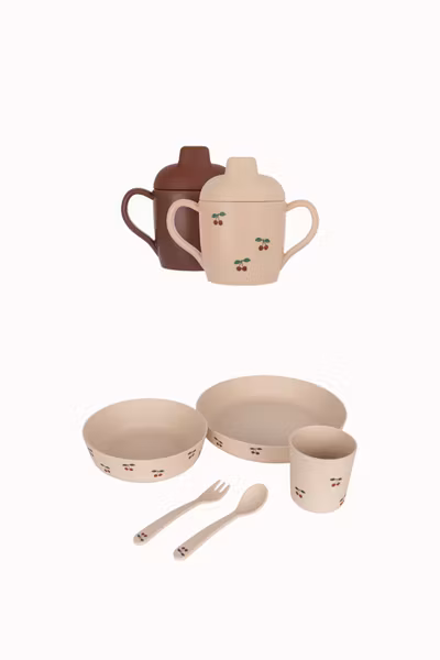 Konges Sløjd - Presentkit Dinner Set & 2 Pack Sippy Cups - Cherry