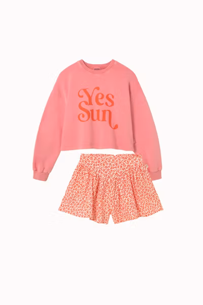 Cozmo - Set Vegak Sweatshirt Candy Pink & Florik Animal Print Shorts Tomato