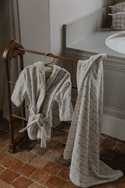 Garbo&Friends -  Terry Hooded Towel - Strawberry Garland