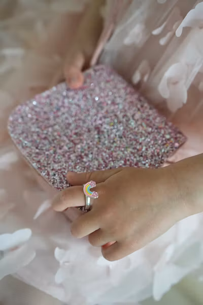 Busy Lizzie - Ring Rainbow with Flowers