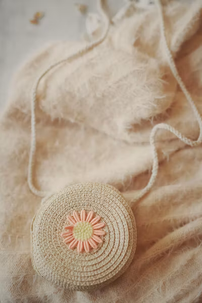 Busy Lizzie - Straw bag Round - Beige Flower