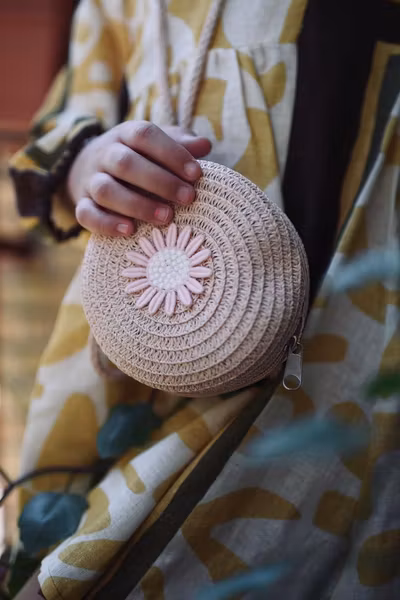Busy Lizzie - Straw bag Round - Pink Flower