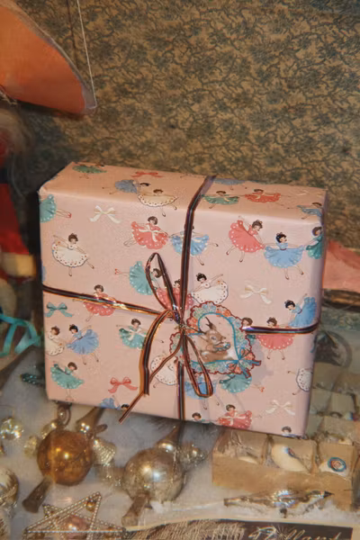 Konges Sløjd - Wrapping Paper - Bow Ballerina Blush