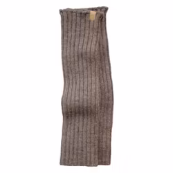 Benvärmare ribbstickad ull mullvad Ivanhoe