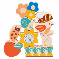 Stapelleksak trä trädgården