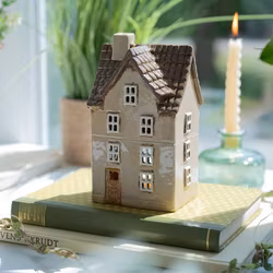 Keramikhus värmeljus beige