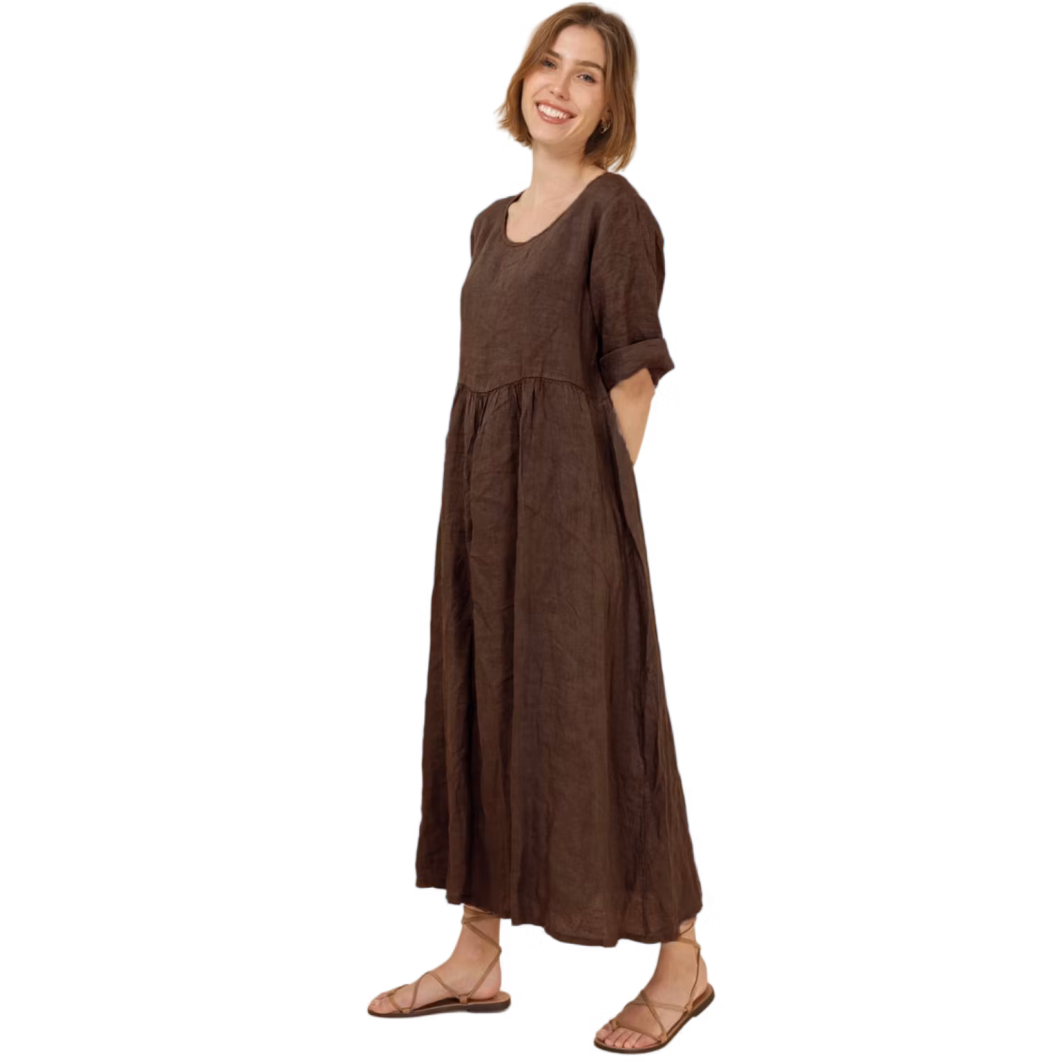 Mörkbrun linneklänning med avslappnad passfrom. 100% linne med skön vidd.