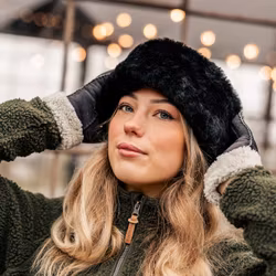 Fårskinnsmössa Harka svart Shepherd dam