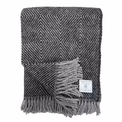 Ullpläd 100% ull grafitgrå diamantmönstrad med fransar 130x180 cm