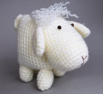 Lilla lammet amigurumi virkmönster