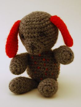 Röda Hund virkmönster amigurumi