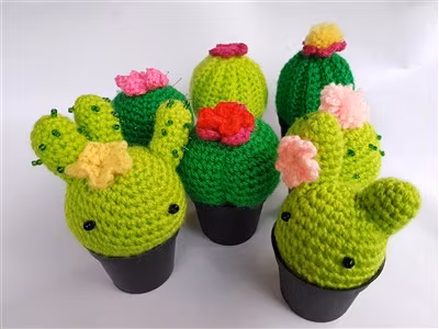 Virkmönster på kaktusar (amigurumi)