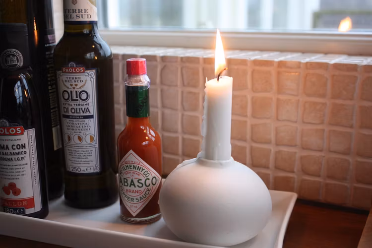 Källa Ljusstake Vit