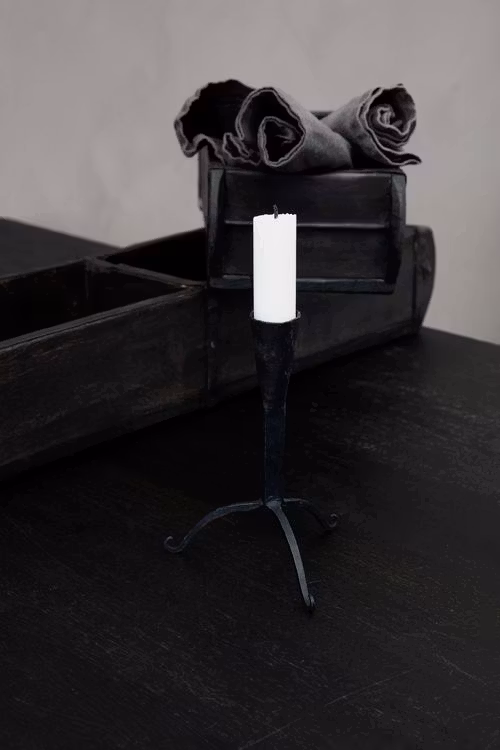 Ljusstake, Farm, Matt järn/Svart House Doctor