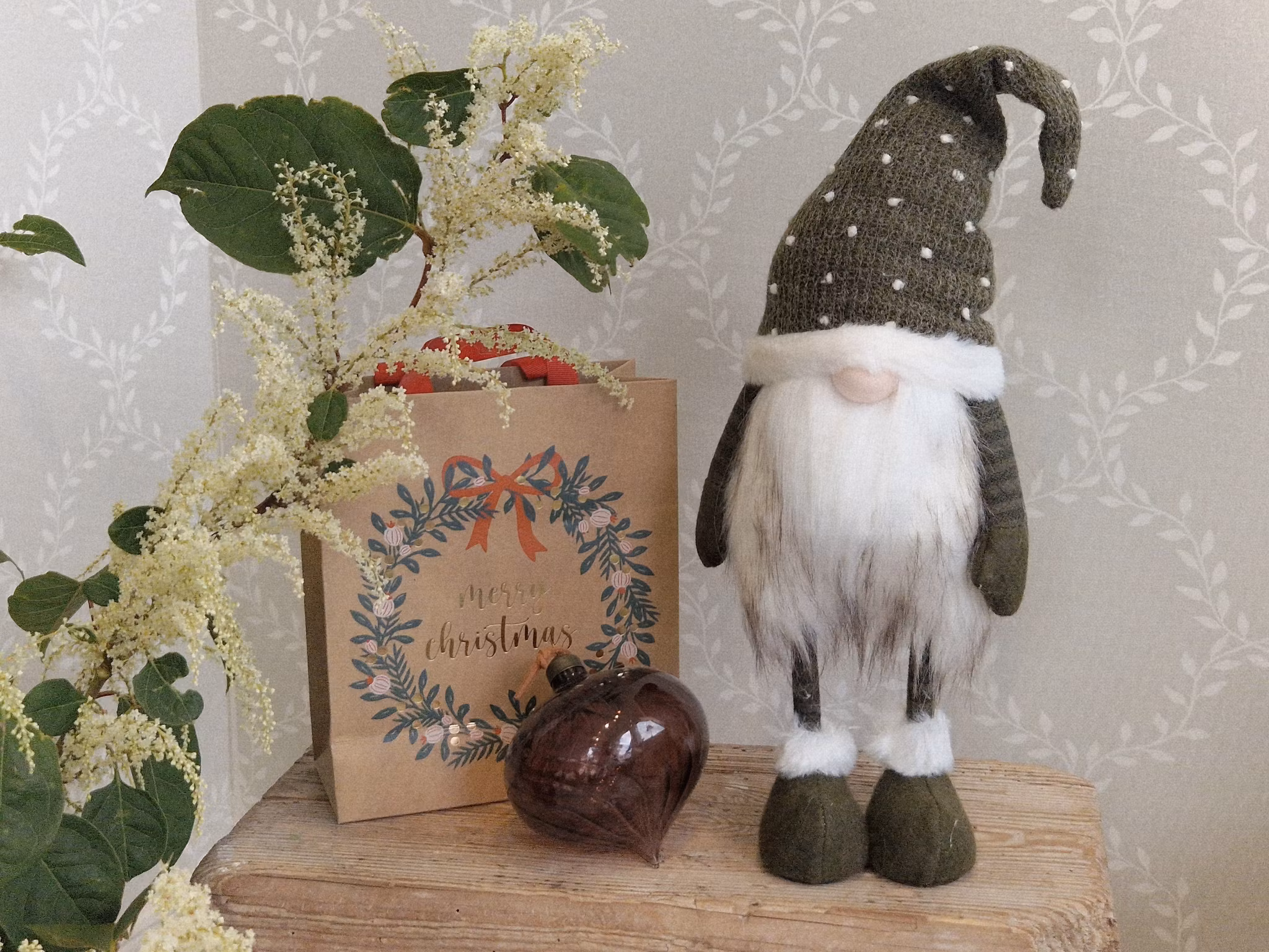 Tomte Ivar Grön - Wikholm Form