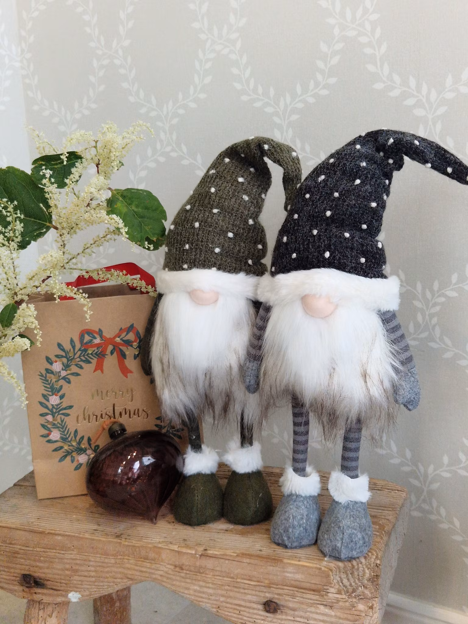 Tomte Ivar Grön - Wikholm Form