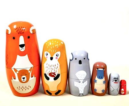Babushka docka, känguru, igelkott, koala, näbbdjur
