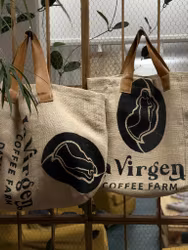 Väska av återbrukad kaffesäck