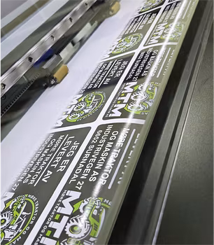 Egendefinerte laminerte klistremerker