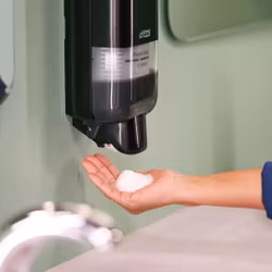 Dispenser TORK S4 tvål/handsprit svart