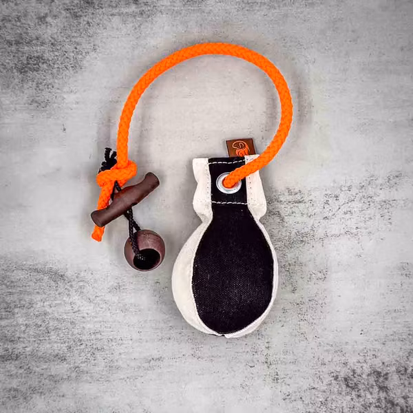 Firedog Dummyboll Markering – Svart/vit 150g