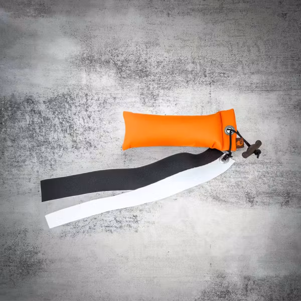 Firedog Dummy Streamers