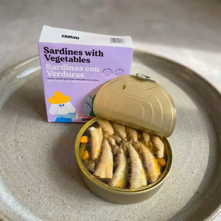 Canumi Sardiner med Grönsaker 240 g