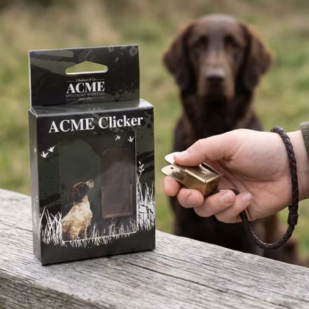 ACME Clicker 470 med handledsrem