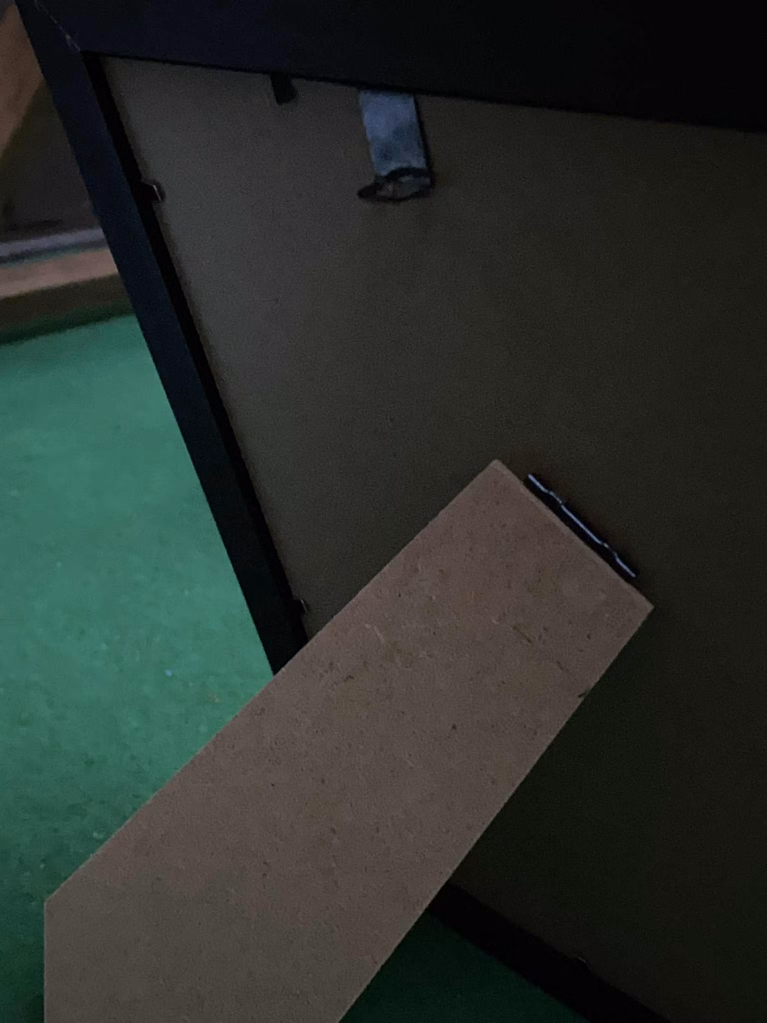 Upphängningsklar äkta svensk konst kan ses och köpas online på cbruggmann.se. Eller se de live på Elineberg i Helsingborg.