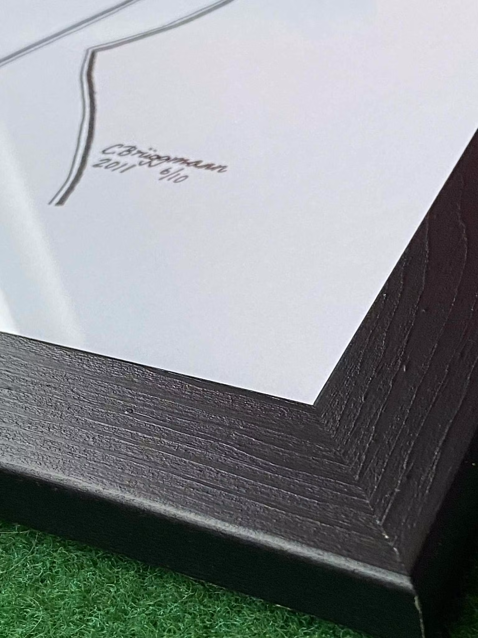 Numrerat Konsttryck, "Hjälp mig...