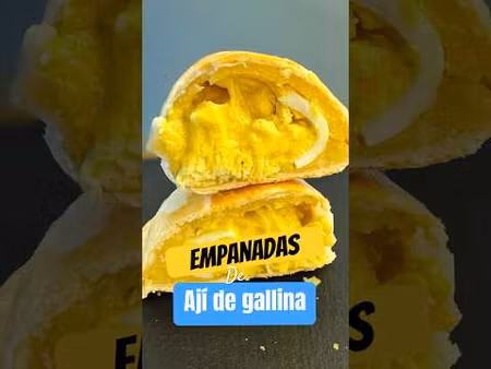 Empanada de Ají de gallina
