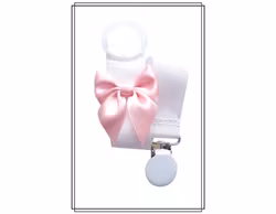 Vit napphållare med blekrosa rosett