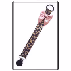 Leopard napphållare med gammelrosa rosett - svart clip