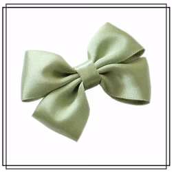 Vera LJUS KHAKIGRÖN - liten - hårklämma