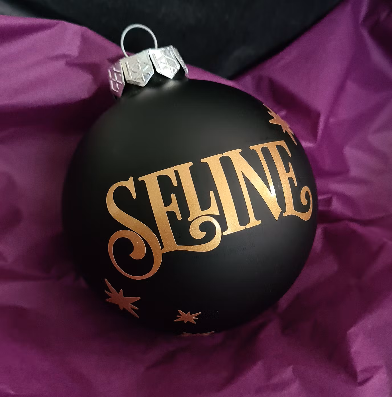 Personlig JULKULA i glas med namn